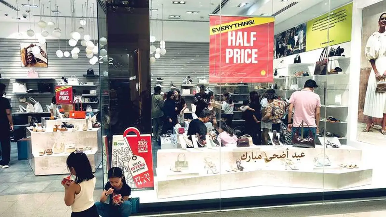 زيادة مبيعات التجزئة في دبي 40% بفضل عطلة العيد والتخفيضات الكبرى